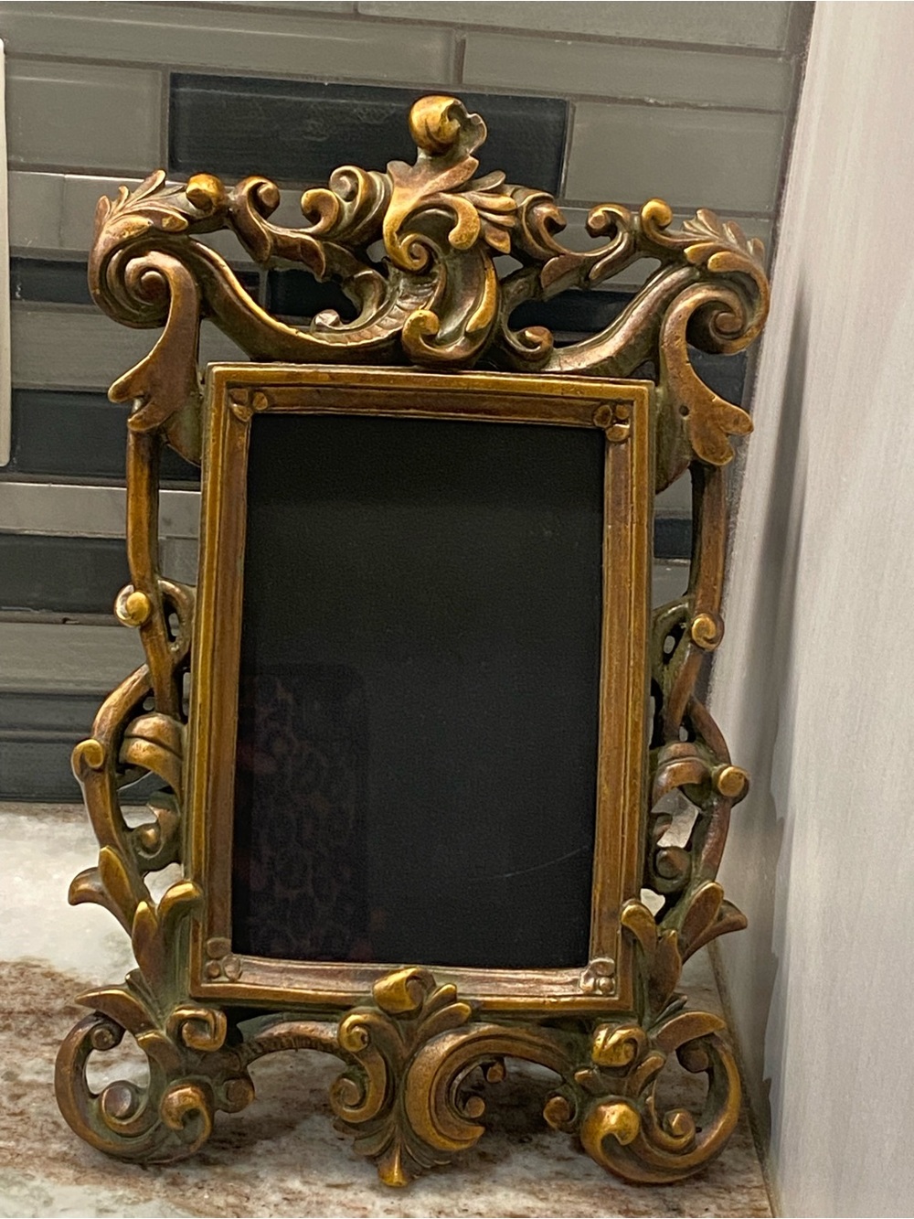 Vintage Gold Ornate Victorian Tabletop Picture Frame Rococo